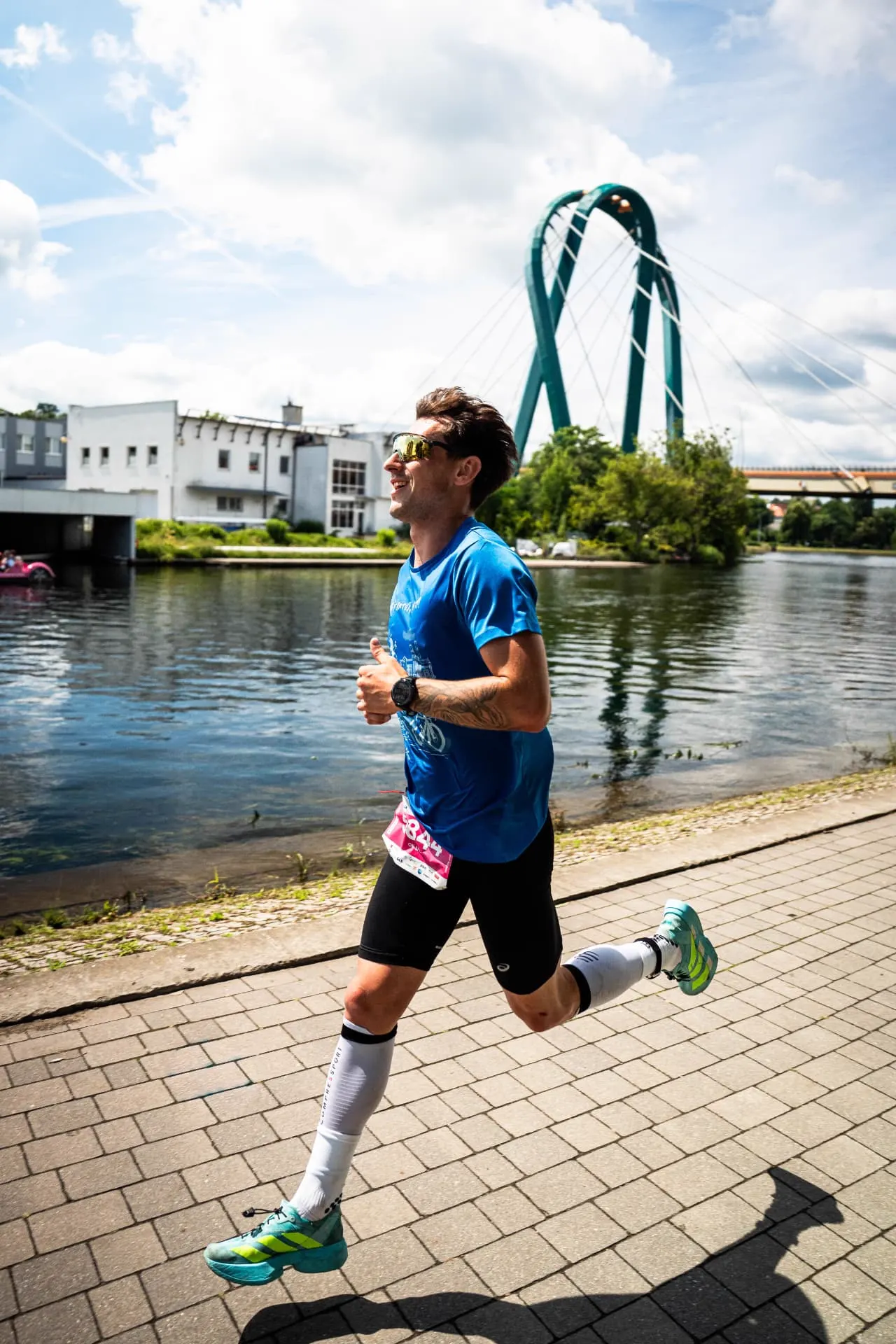 Run leg, Sport photography