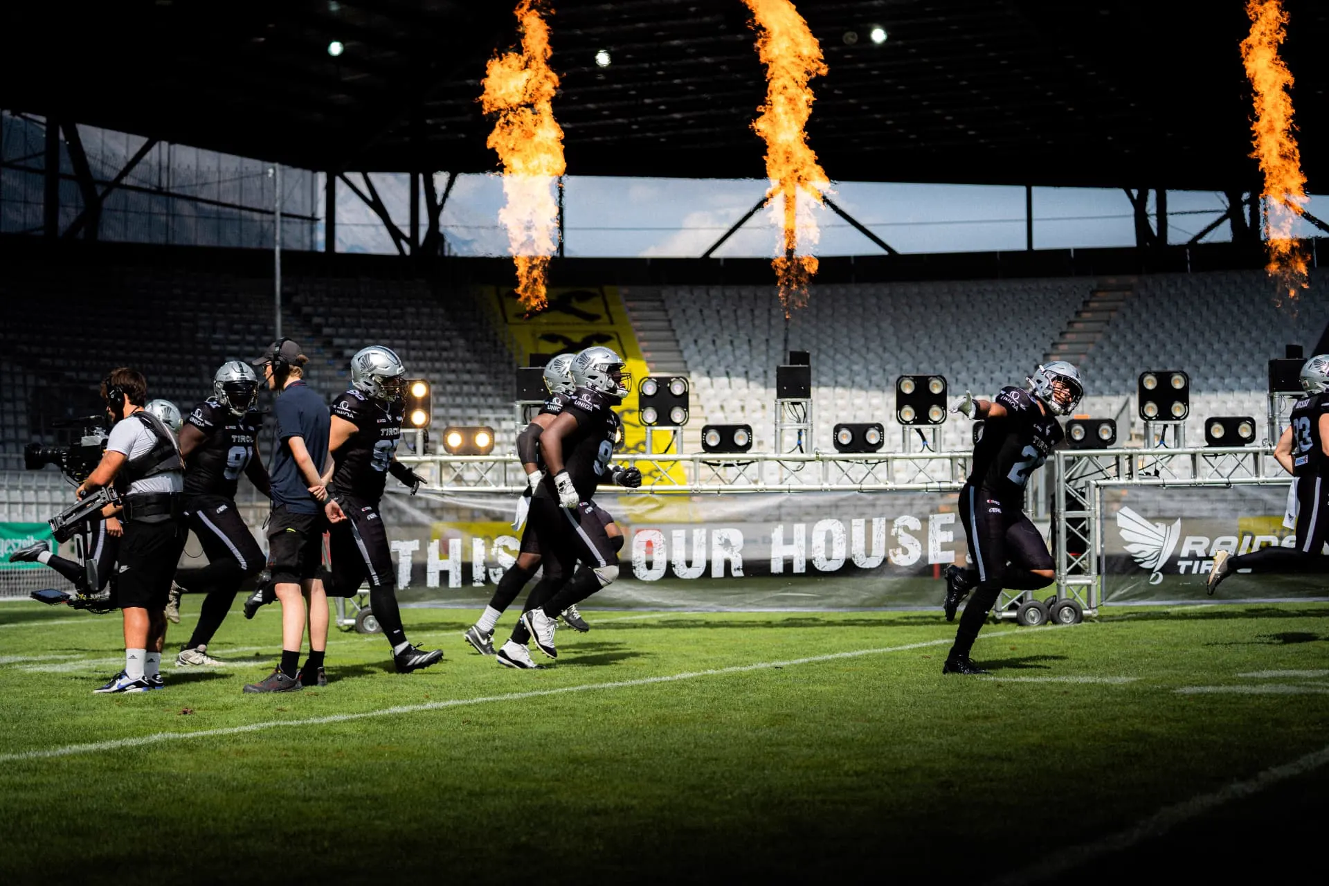 Into the flames, Sport photography